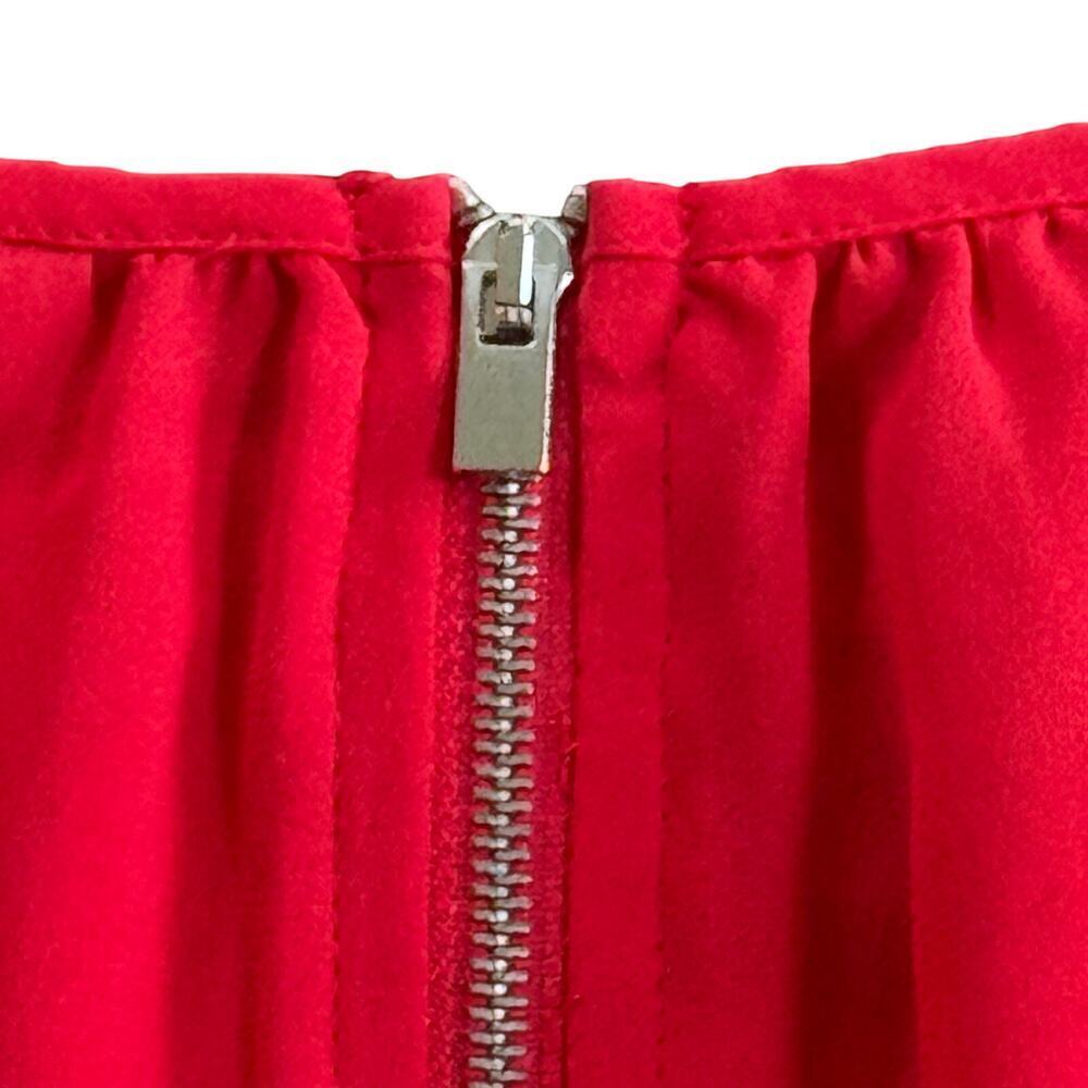 EXPRESS  Red Chiffon‎ Lightweight Sleeveless Zipper Detail Top Blouse Sz XS - Picture 3 of 9